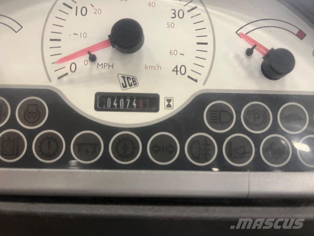 JCB 409 Rataslaadurid