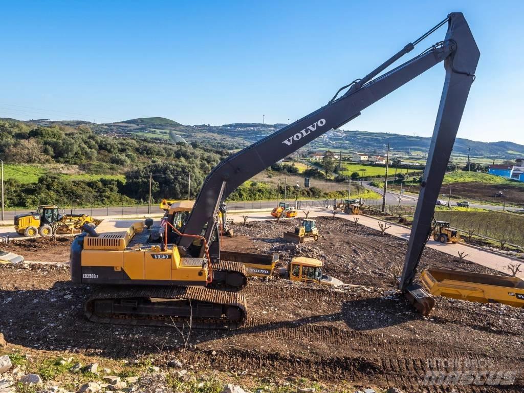Volvo EC 250 D Roomikekskavaatorid