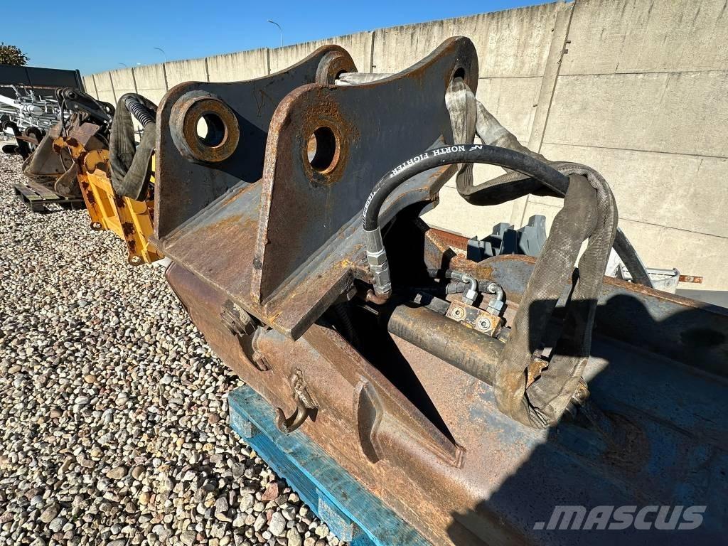 Hitachi ZX170-5B Ekskavaatorikopad ja lisaseadmed