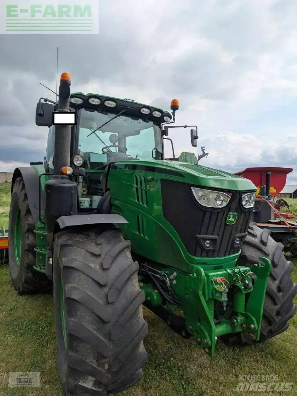 John Deere 6215 r Traktorid