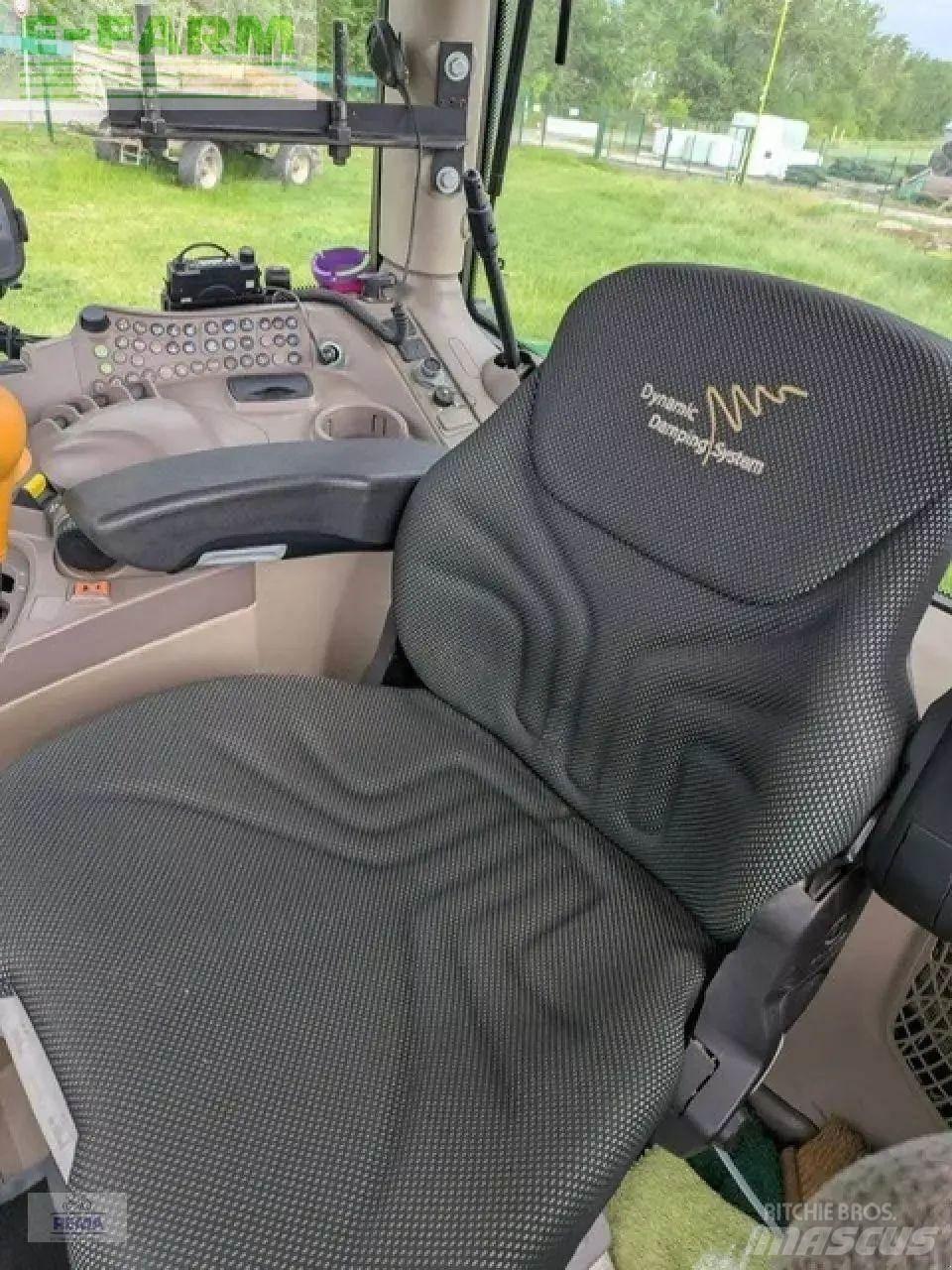 John Deere 6215 r Traktorid