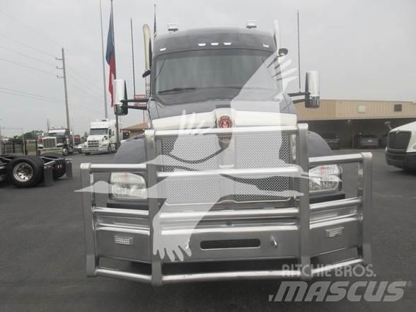 Kenworth T880 Sadulveokid