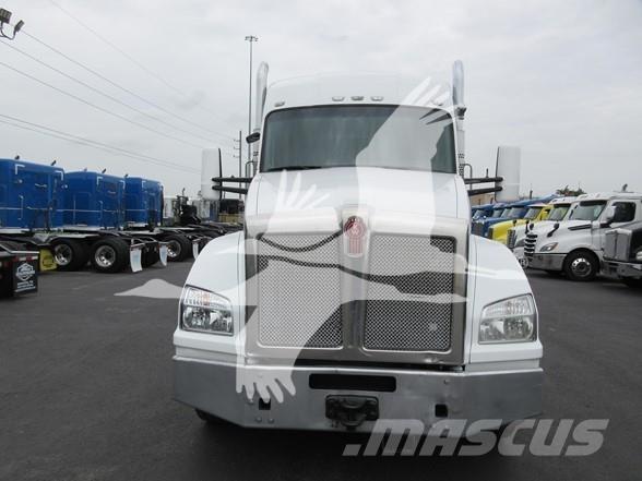 Kenworth T880 Sadulveokid