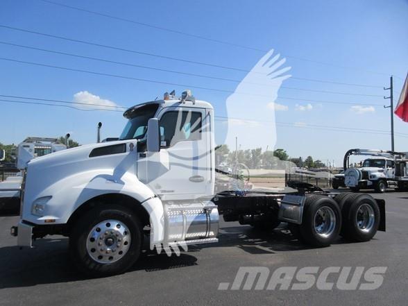 Kenworth T880 Sadulveokid