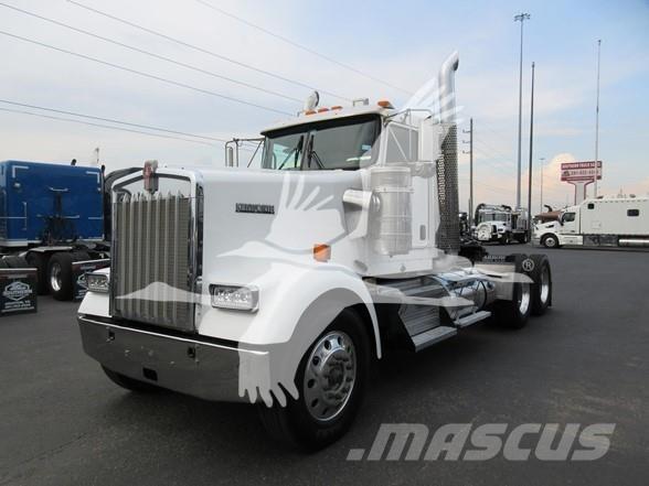 Kenworth W900L Sadulveokid