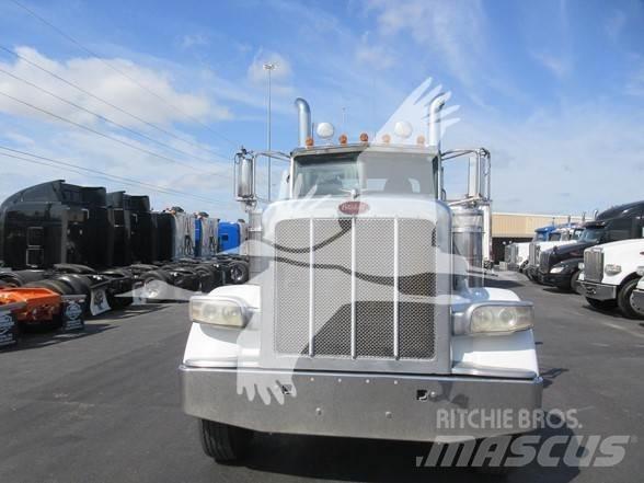 Peterbilt 389 Sadulveokid