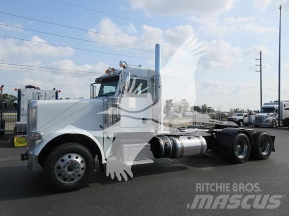 Peterbilt 389 Sadulveokid