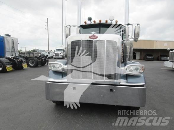 Peterbilt 389 Sadulveokid