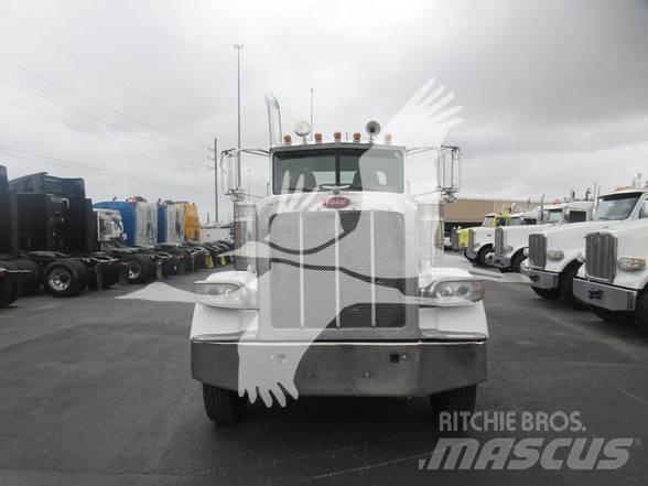 Peterbilt 389 Sadulveokid