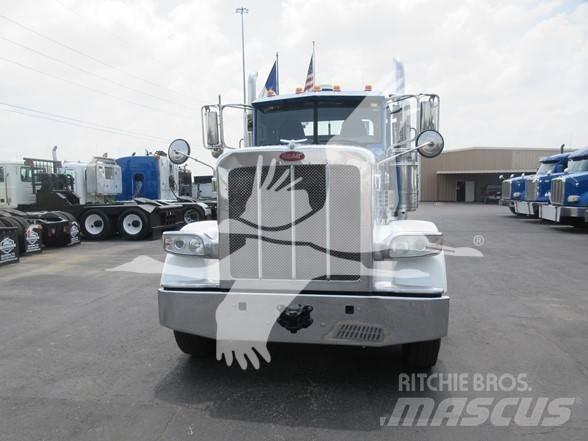 Peterbilt 389 Sadulveokid