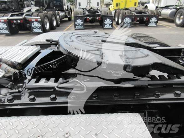 Peterbilt 389 Sadulveokid