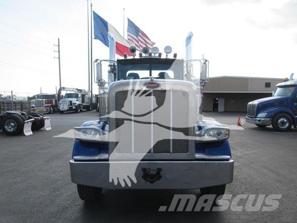 Peterbilt 389 Sadulveokid