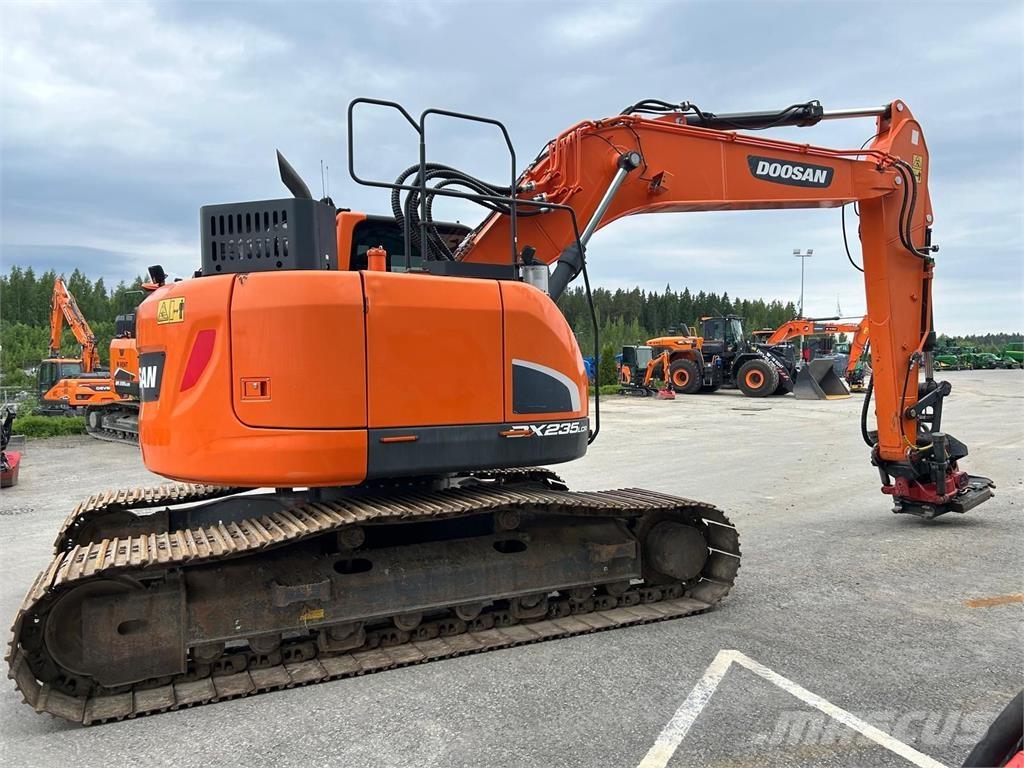 Doosan dx235lcr-5 Roomikekskavaatorid