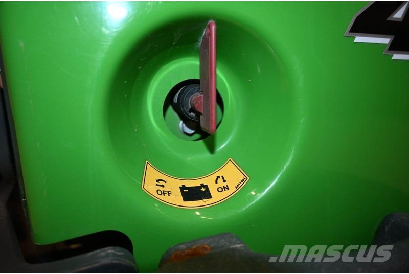 Avant 423 Rataslaadurid