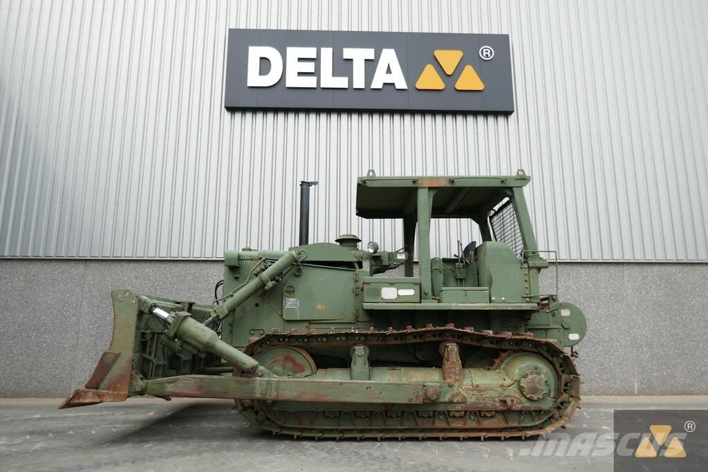 CAT D7F Ex-army Buldooserid