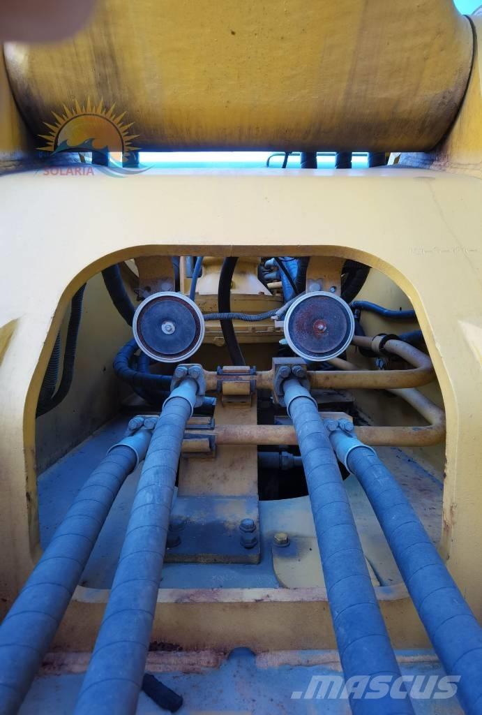 Komatsu PC 350-7 Roomikekskavaatorid