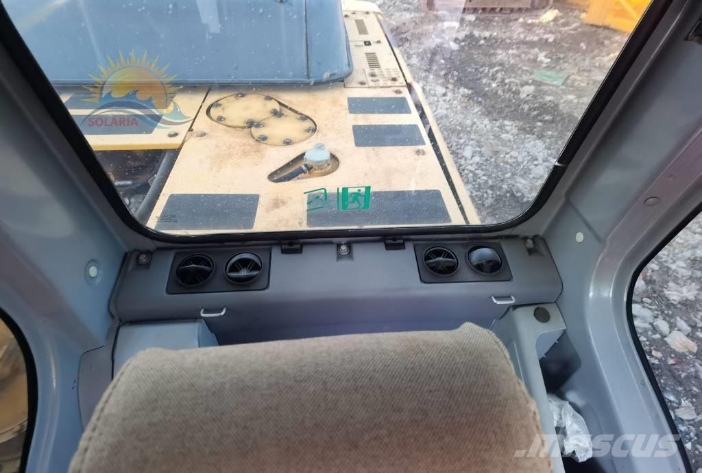 Komatsu PC 350-7 Roomikekskavaatorid