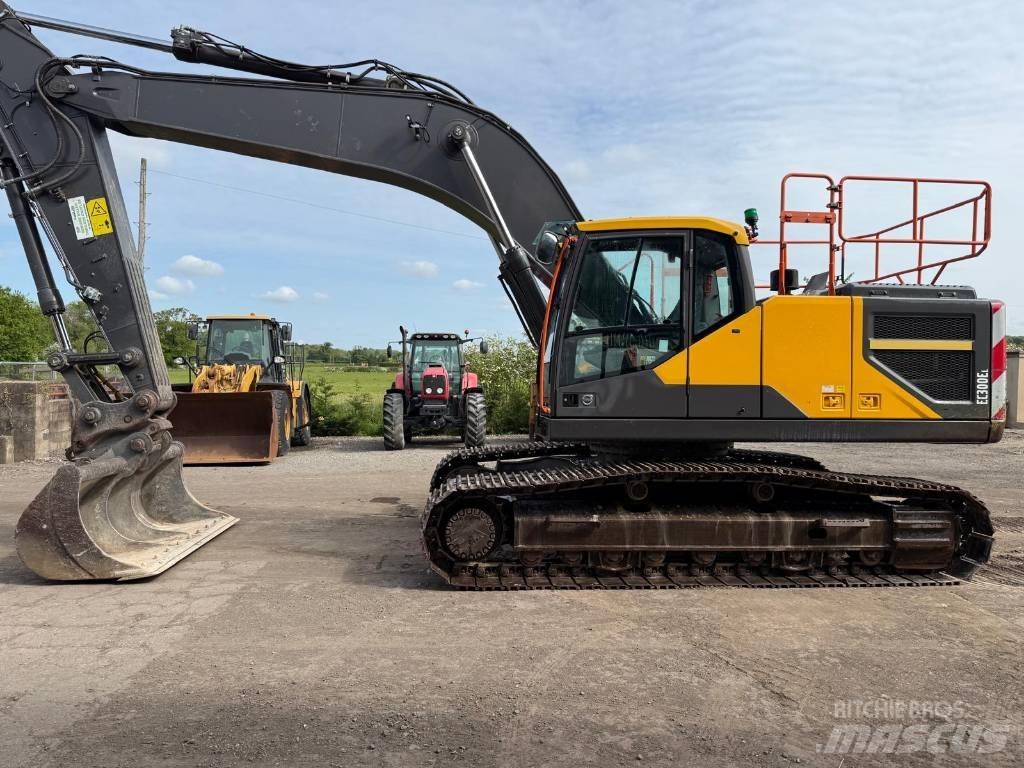 Volvo EC 300 EL Roomikekskavaatorid