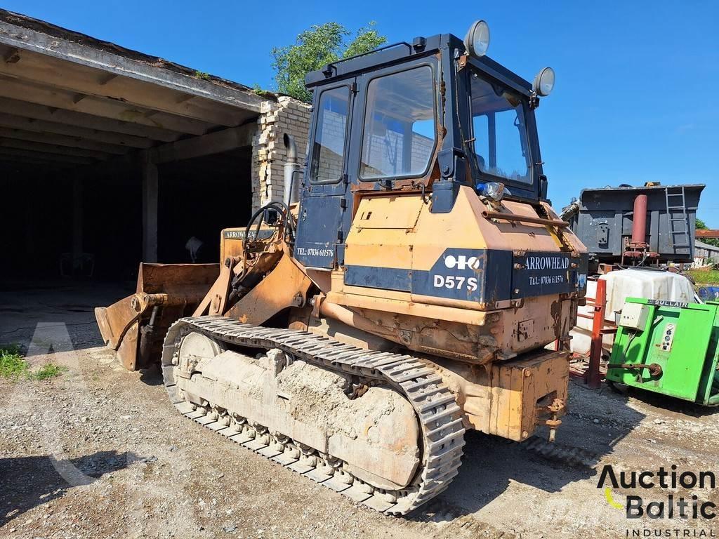 Komatsu D57S-1 Roomiklaadurid