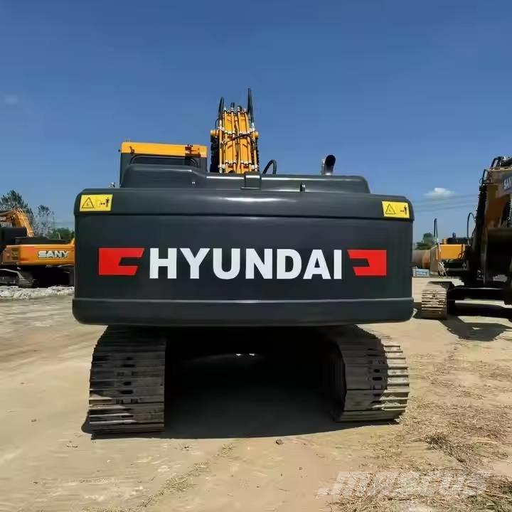 Hyundai R220LC-9S Roomikekskavaatorid