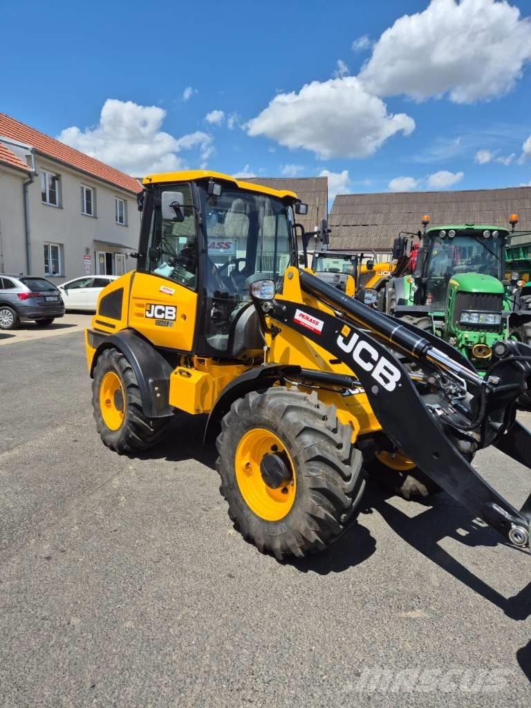 JCB 409 Agri Põllumajanduslikud teleskoopkäitlejad