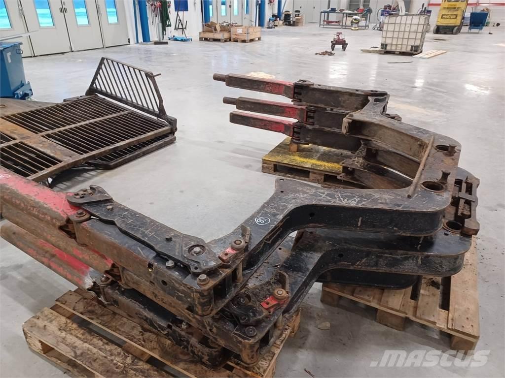 Komatsu 890.3 Muud osad