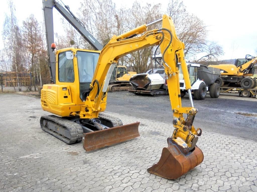 Takeuchi TB 235 Miniekskavaatorid < 7 t