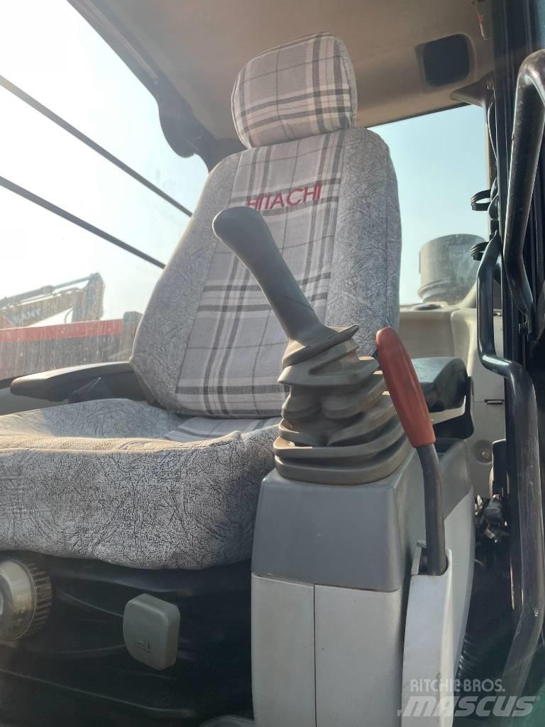 Hitachi ZX 130 H Roomikekskavaatorid