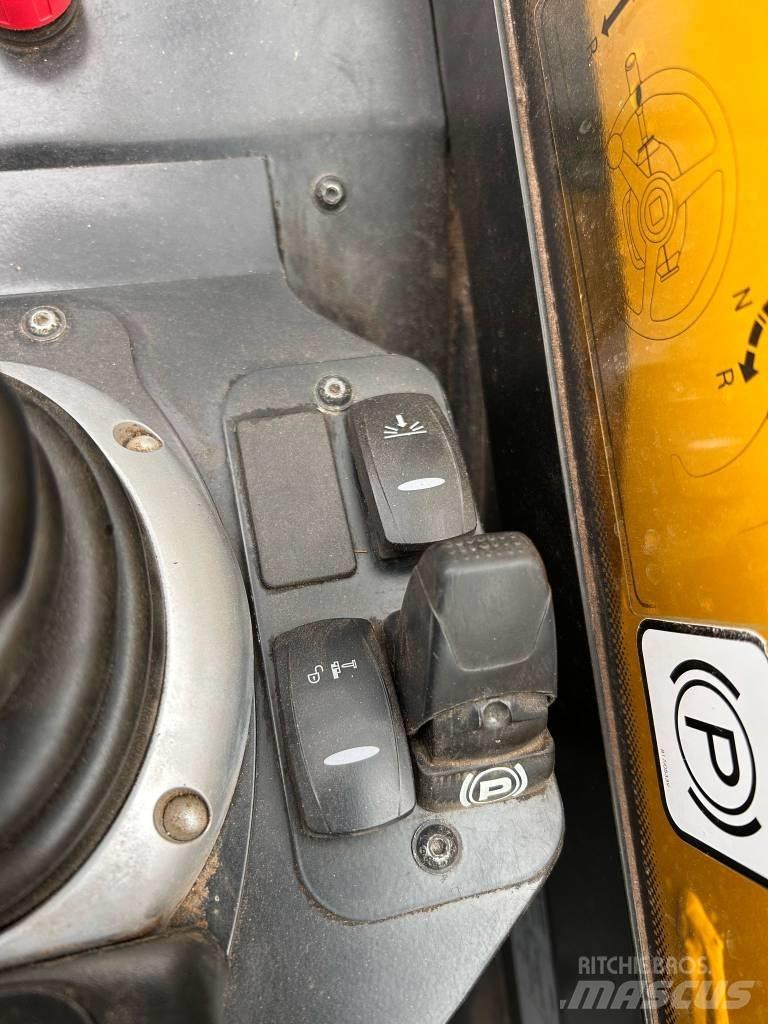 JCB 525-60 AGRI Põllumajanduslikud teleskoopkäitlejad