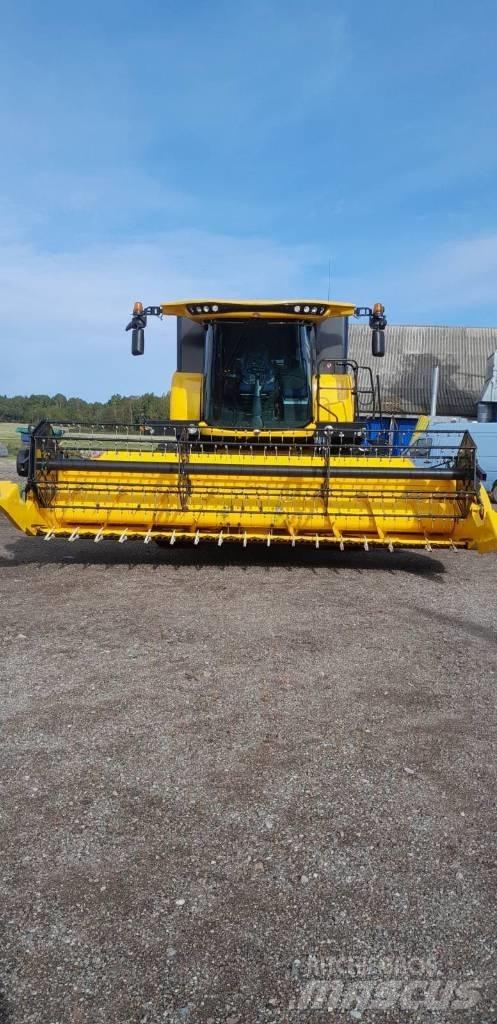 New Holland CX 5.80 Teraviljakombainid