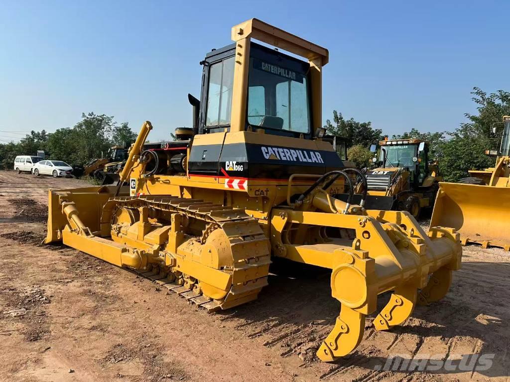 CAT D6G Buldooserid