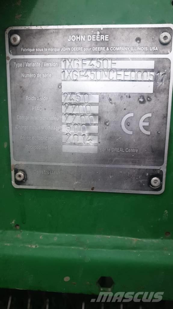 John Deere F 450 Ruloonpressid