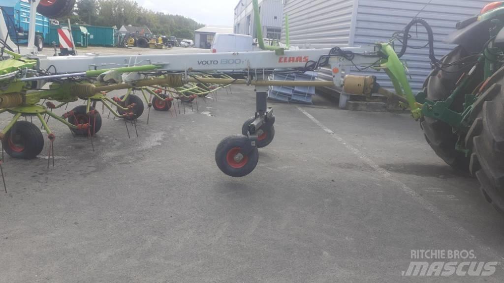 CLAAS VOLTO 1300 T Vaalutid ja kaarutid