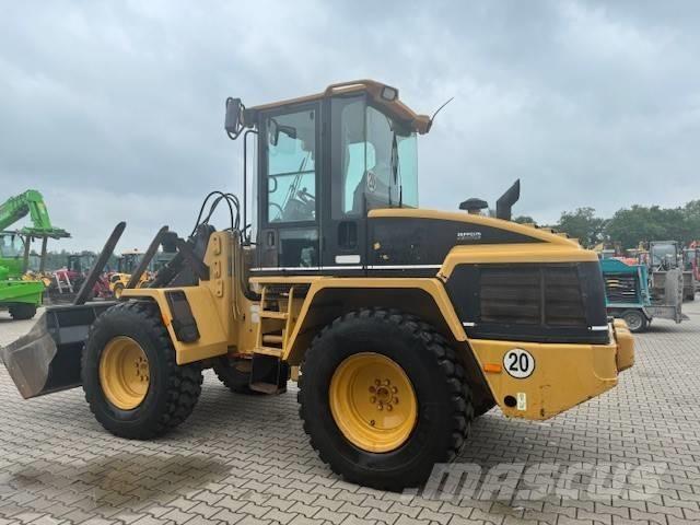 CAT IT 14 G Rataslaadurid