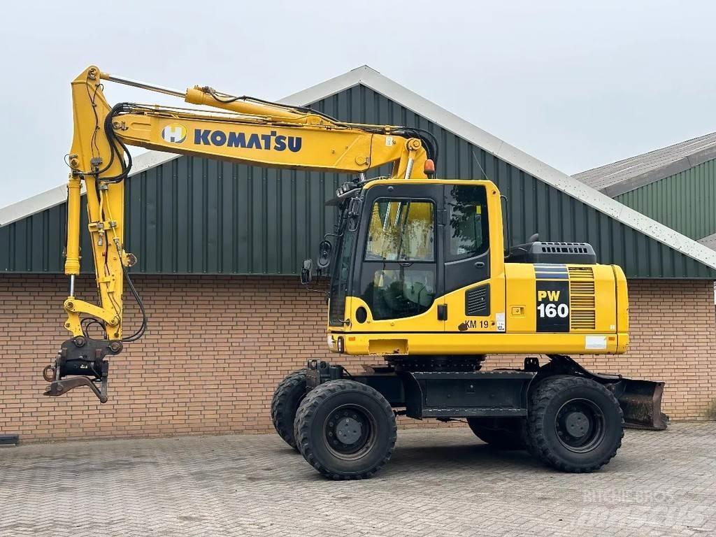 Komatsu PW160-8 Ratasekskavaatorid
