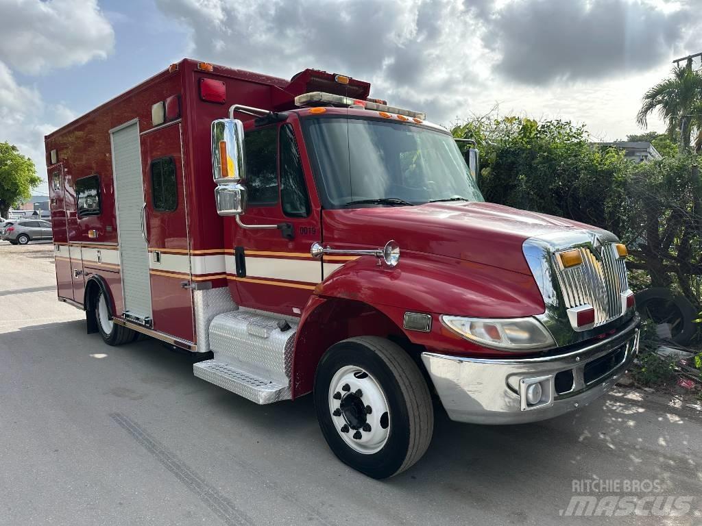 International 4300 Kiirabiautod