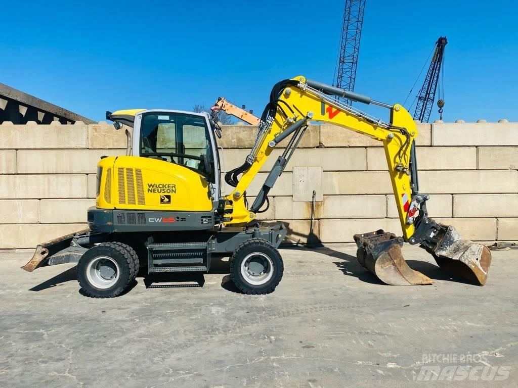 Wacker Neuson EW 65 Ratasekskavaatorid
