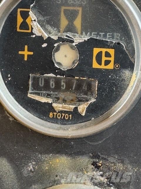 CAT D 6 D Buldooserid