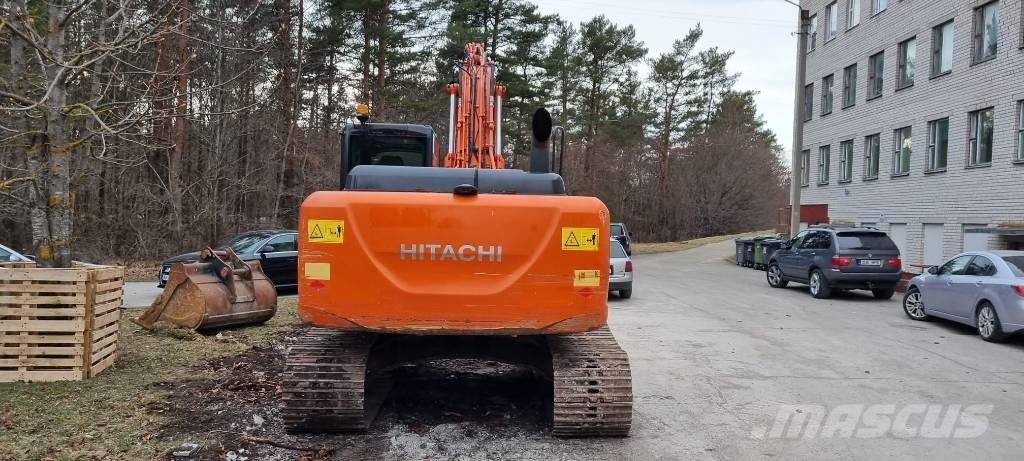 Hitachi ZX 210 LC-5B Roomikekskavaatorid
