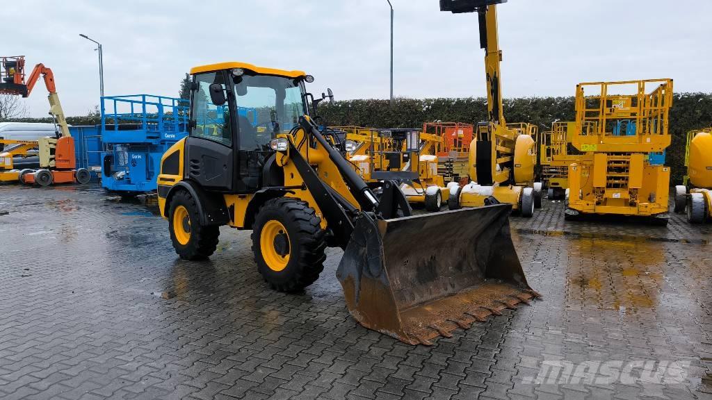 JCB 406 Rataslaadurid