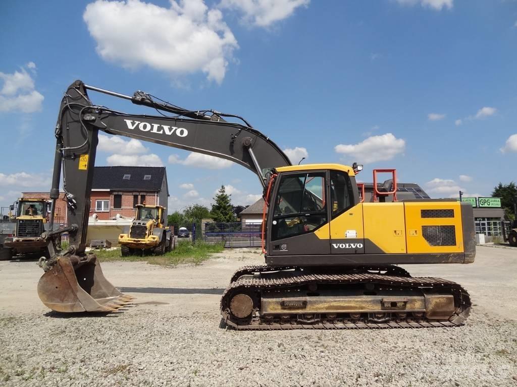 Volvo EC 220 E Roomikekskavaatorid