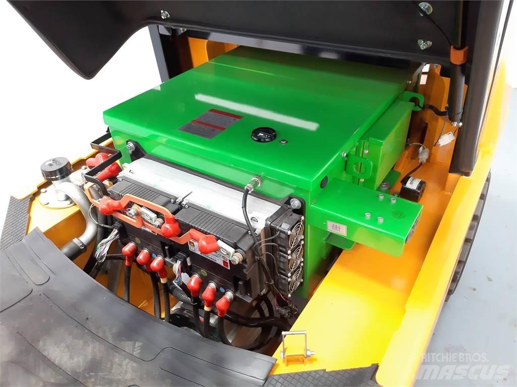  EFL302 Litio Elektritõstukid