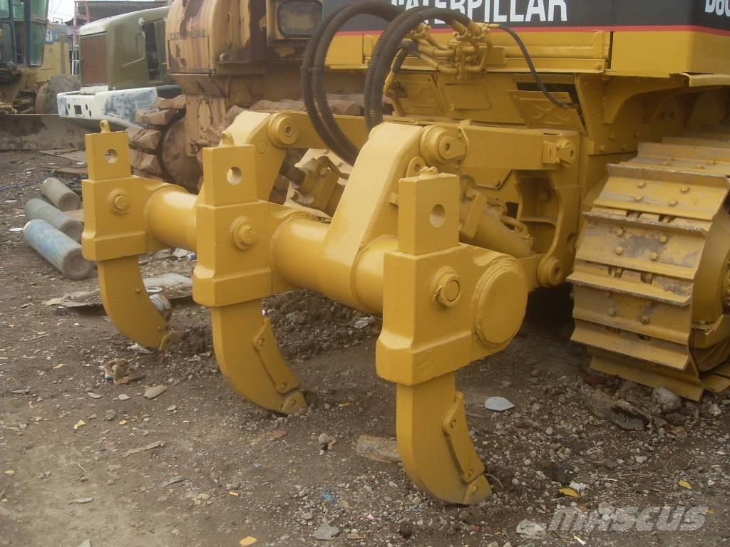 CAT D 6 G Buldooserid