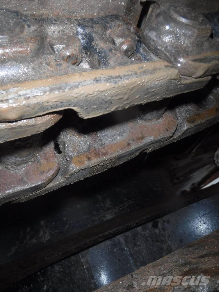 Hitachi ZX 135 US-6 Roomikekskavaatorid