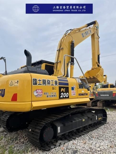 Komatsu PC 200 Roomikekskavaatorid