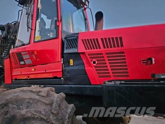 Komatsu 895 Forwarderid