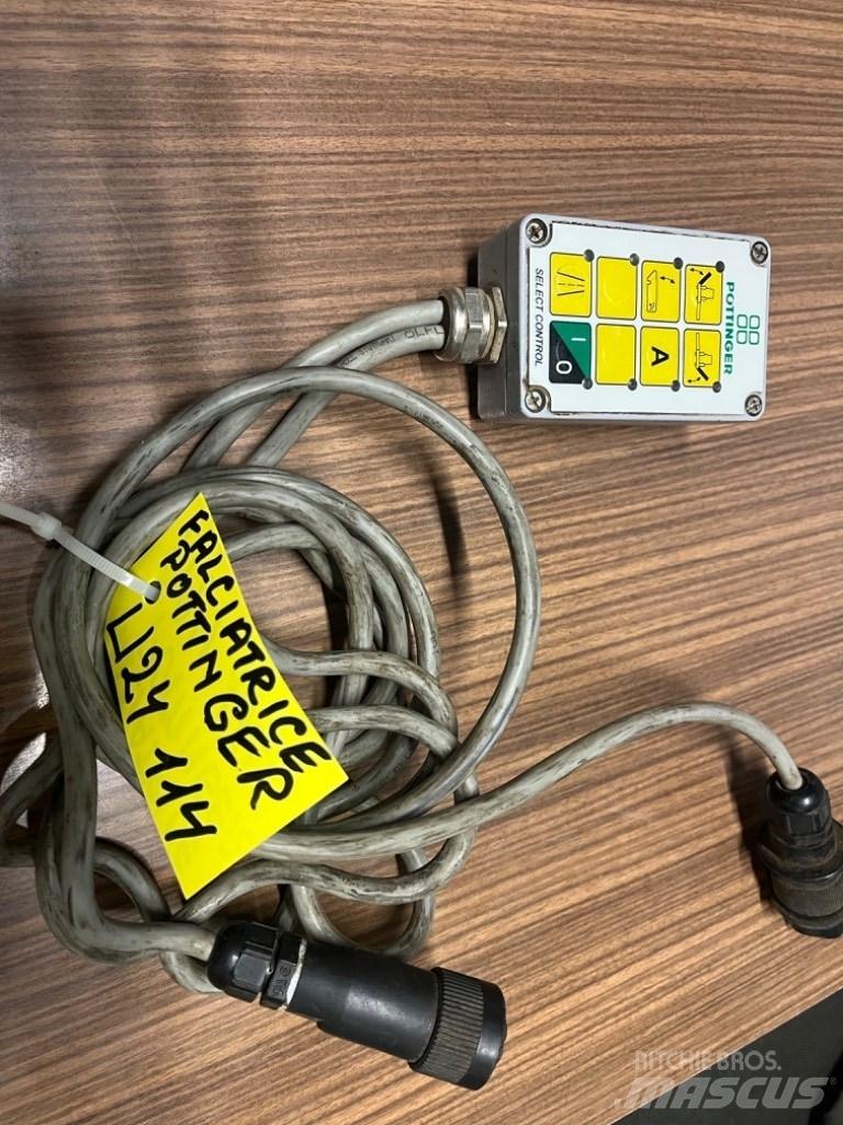 Pöttinger X8 RC Muljurniidukid