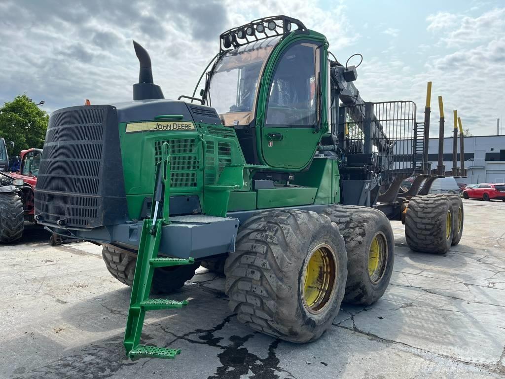 John Deere 1510G Forwarderid