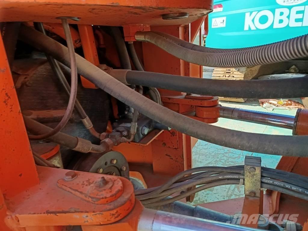 Doosan DL 505 Rataslaadurid