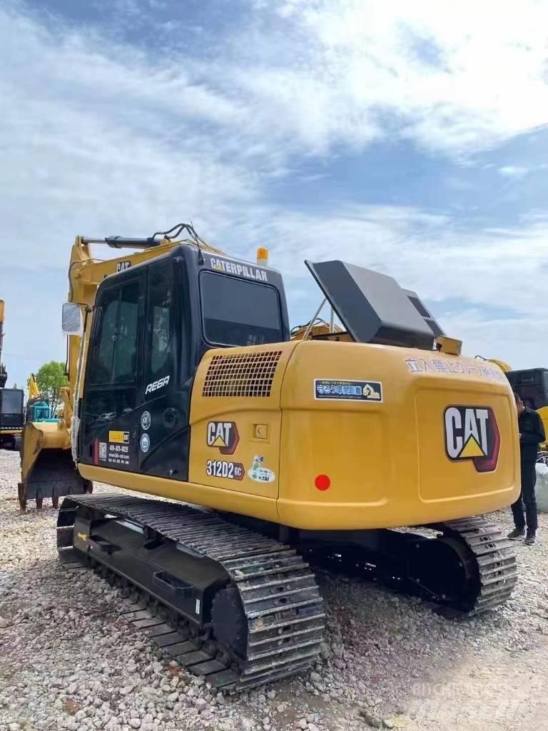 CAT 312 Roomikekskavaatorid